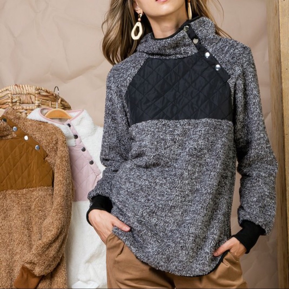 CLEARANCE-NO OFFERS‼️ 5 🌟Miranda Fuzzy Pullover - Picture 2 of 6